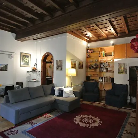 Centro Storico - Piazza Di Spagna Apartment