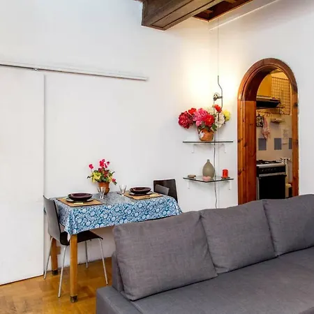 Centro Storico - Piazza Di Spagna Apartment *