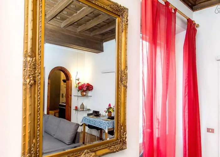 Centro Storico - Piazza Di Spagna Apartment *